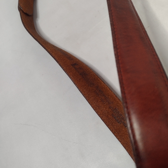 LL Bean Women's Western Leather Belt Brown 30 Brass Buckle Cowboy AA - Picture 2 of 5